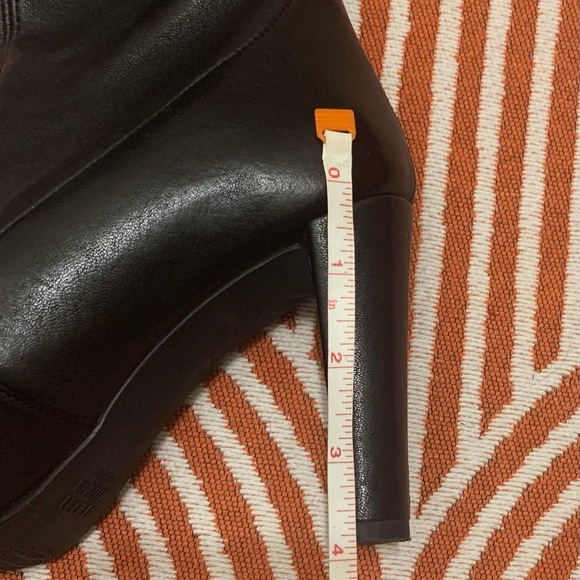 Stuart Weizmann Highland Boots! - Picture 7 of 8